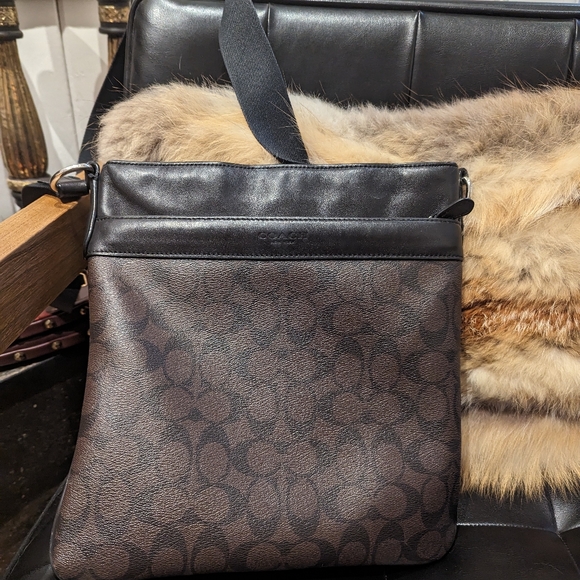 Coach - Messenger bag - Picture 2 of 4